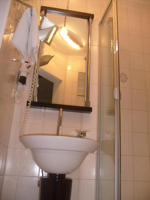 Geniesserhotel Lodner Lauingen Room photo